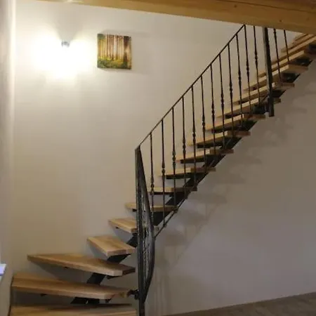 Vinohrádky * Novy Poddvorov